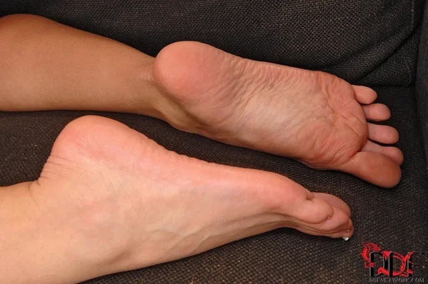 Sexy lesbians Tereza Fox & Cherry Jul play foot games in and out pantyhose  - Lesbian, Feet, Pantyhose, Pornstar, MILF, Close Up, Blonde, European, Legs, High Heels  - Photo 14