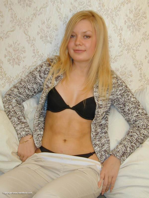 Natural blonde teen Annya takes her time sliding her black panties aside  - Teen, Amateur, European, Blonde, Lingerie, Babe, Pussy, Ass, Clothed, Undressing  - Photo 7