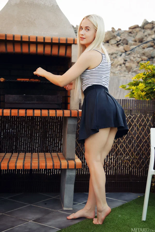 Met Art featuring Nikki Hill XXX Pictures  - Russian, Pussy, European, Teen, Feet, Perfect, Upskirt, Spreading, Outdoor, Petite  - Photo 1