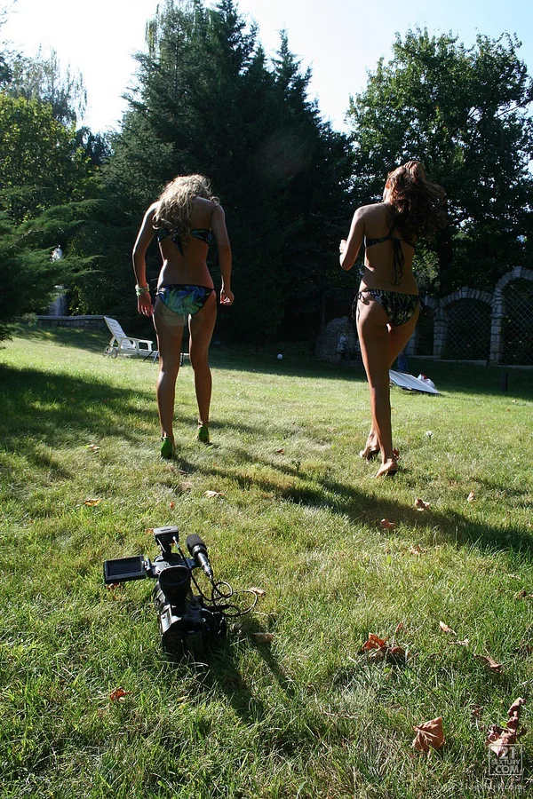 Young lesbians Regina Ice & Cindy Hope filmed in steamy outdoor lesbian action  - Brunette, Outdoor, MILF, Bikini, Feet, European, Non Nude  - Photo 3