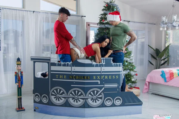 Latina teen Bianca Bangs has a threesome with her boyfriends at Christmas  - Threesome, Latina, Christmas, Hairy, Teen, Natural Tits, Groupsex, Ass Fucking, Tiny Tits, Blowjob  - Photo 1