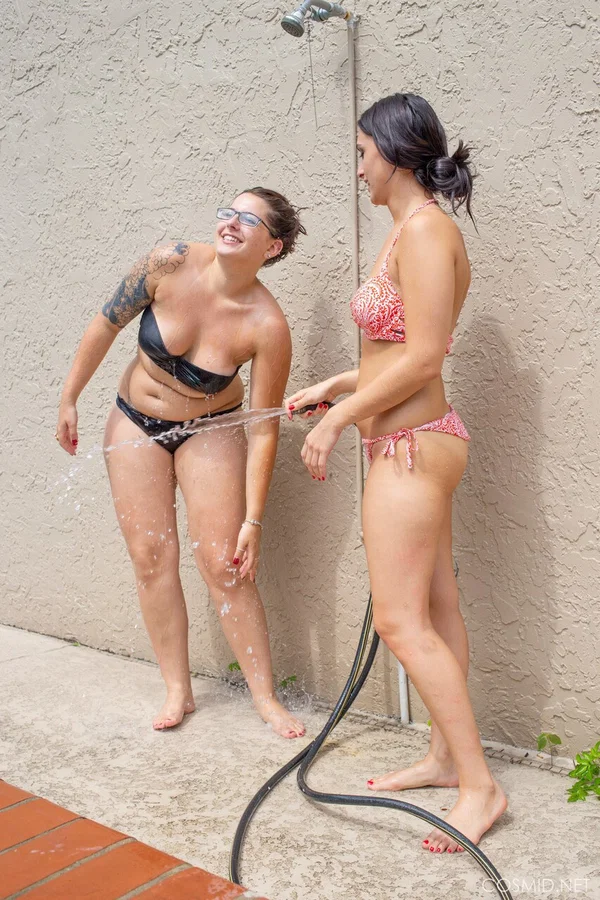Obese and skinny lesbians remove their bikinis while showering outside  - Ass, Chubby, Public, Curvy, Lesbian, Thick, Wet, Shower, Reality, BBW  - Photo 1