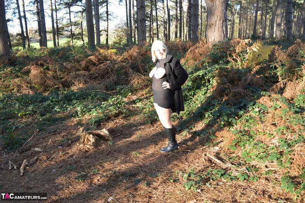 Older woman Barby Slut flashes while out and about in the British Isles  - Boots, Amateur, MILF, Big Tits, Natural Tits, Glasses, Outdoor, Public, Clothed, Spreading  - Photo 20