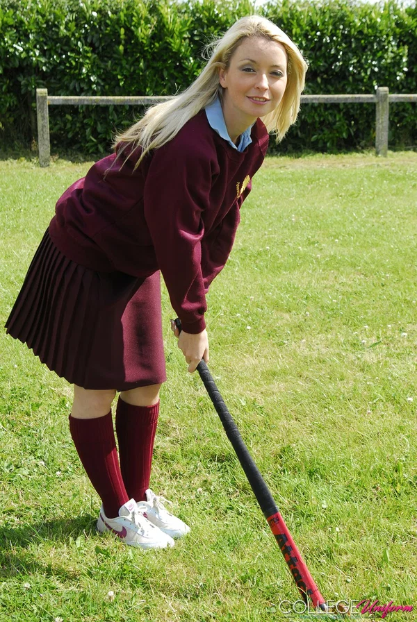 Gorgeous fields hockey player strips her uniform and shows her cleavage  - College, Schoolgirl, Outdoor, Uniform, Non Nude  - Photo 2