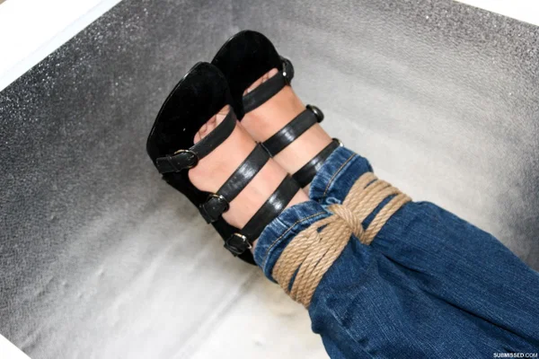 Unlucky babe in jeans Lucy gets kidnapped, tied up and put in a fridge  - BDSM, Bondage  - Photo 18