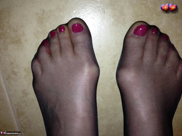 Older amateur Busty Bliss raises a toast before showing her painted toenails  - Mature, BBW, Amateur, Pantyhose, Feet, Chubby, Curvy, Panties, Thick, Spreading  - Photo 7
