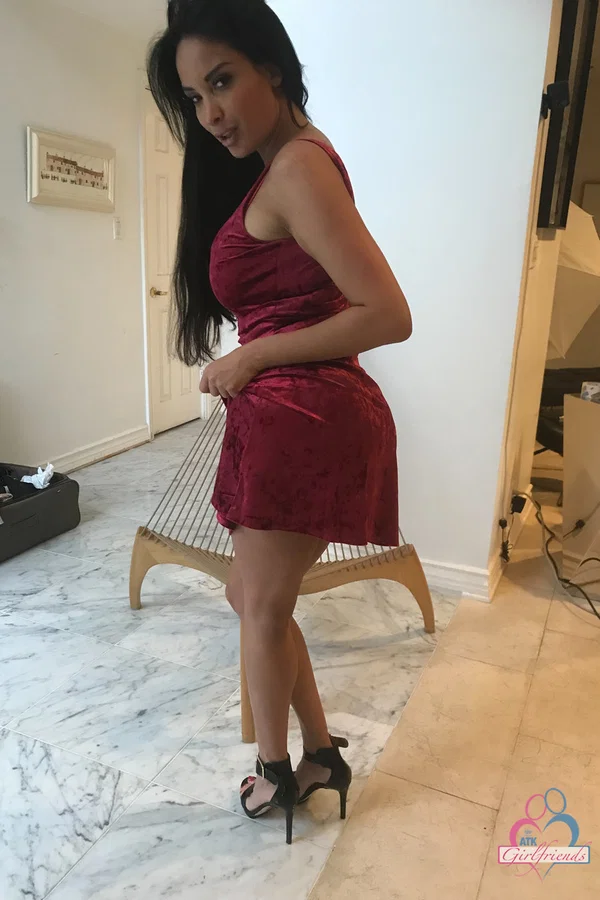Amateur girlfriend Anissa Kate reveals her juicy bosom & tasty twat in a solo  - MILF, Arab, Latina, Ass, Natural Tits, Spreading, Pussy, Sexy, Big Tits, Perfect  - Photo 3