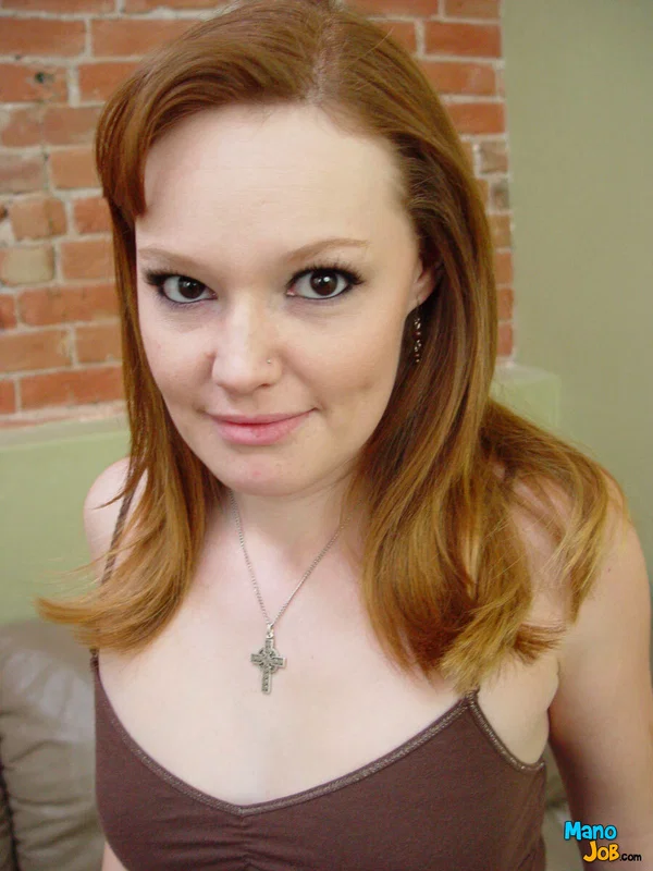 Mr POV performed by Kayla Naked Gallery  - Petite, Handjob, Non Nude, POV, Spreading, Pornstar, Amateur, Pussy, Reality  - Photo 1
