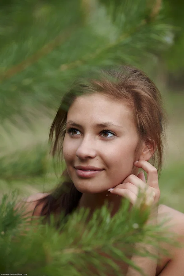 Errotica Archives performed by Afrodita Sex Pictures  - Outdoor, Teen, Babe, Close Up, Glamour, Ass, Model, Face, Pigtails, Feet  - Photo 18