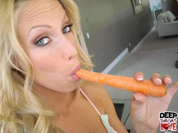 Blonde MILF showing her oral sex skills with some vegetables and fruits  - MILF, Blonde, Babe, Beautiful, Solo, Cute, Teen  - Photo 5