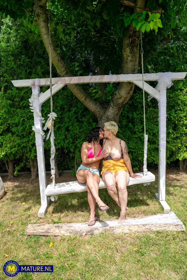 Mature NL starring Ameli, Lola Danger Nude Pics  - Mature, Mom, Old Young, Italian, Family, Teen, Amateur, Lesbian, Stepmom, Czech  - Photo 7