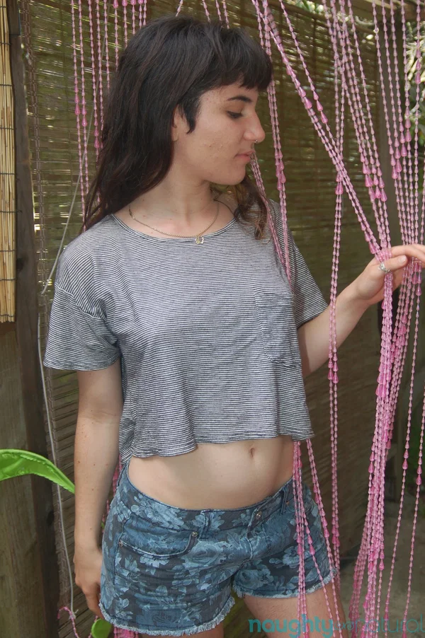 Playful hippie Joey Minx shows her hairy armpits, legs and unshaved beaver  - Pale, Amateur, Hairy, Teen, Short Hair, Petite, Tiny Tits, Outdoor, Feet, PAWG  - Photo 2