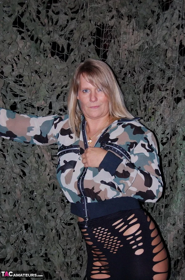Mature blonde Sweet Susi exposes her tits and pussy in a camouflage jacket  - Mature, MILF, Hairy, Amateur, German, Boots, Leather, Pussy, Ass, Asshole  - Photo 4