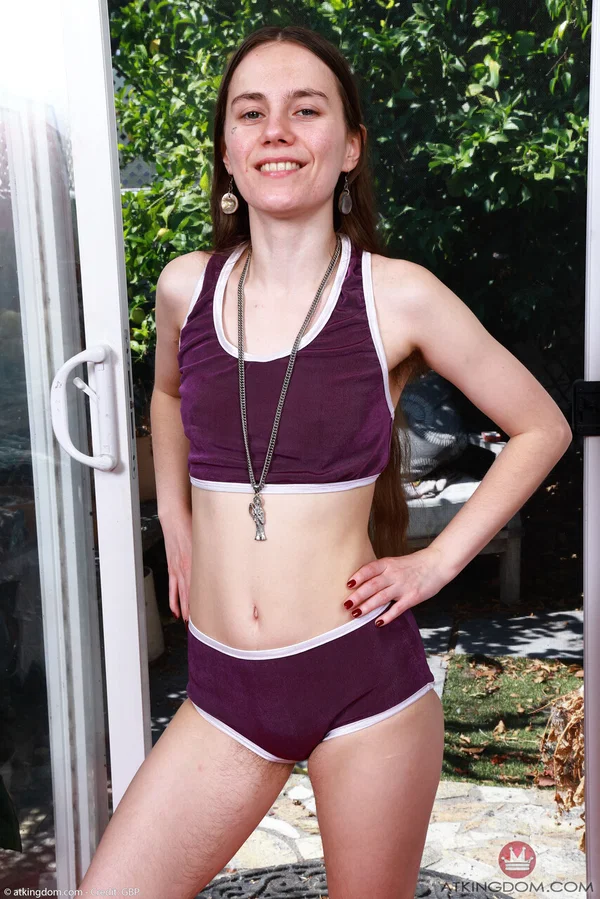 Skinny teen Sia Wood shows her natural pussy for the first time  - Amateur, Petite, Babe, Beautiful, Solo, Skinny, White, Cute, Teen, Brunette  - Photo 1