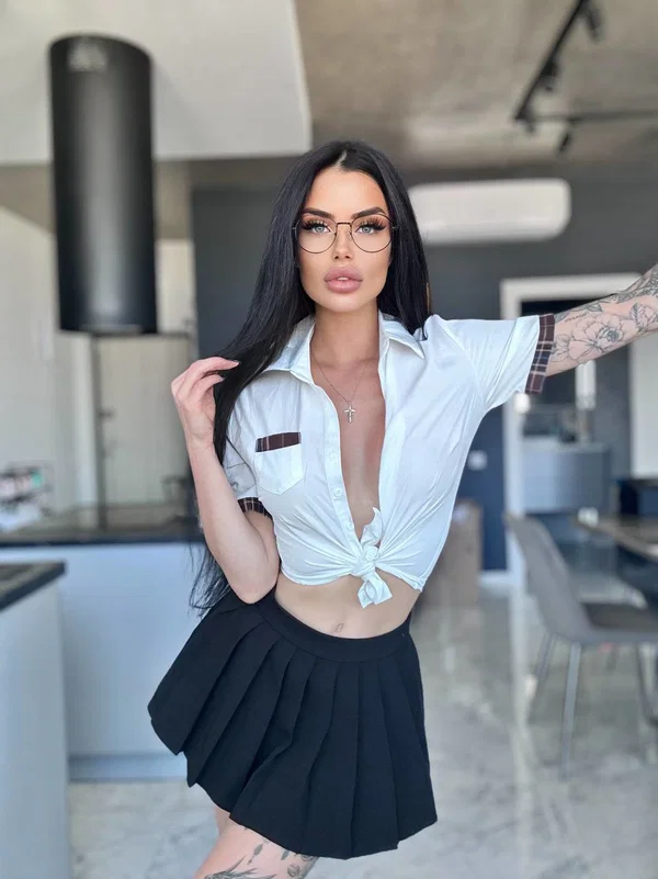 OnlyFans Sophia featuring Sophia Nude Pics  - Fake Tits, Perfect, Skirt, Glasses, Big Tits, Glamour, Amateur, Schoolgirl, Model, Tattoo  - Photo 8