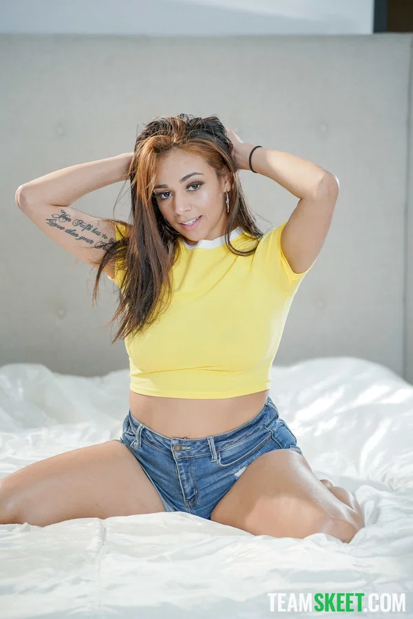 Sexy teen amateur Ali Cash gets her yummy pussy and big tits fucked  - Latina, Socks, Thick, Curvy, Chubby, Shorts, Pornstar, BBW, Doggy Style, Titjob  - Photo 2