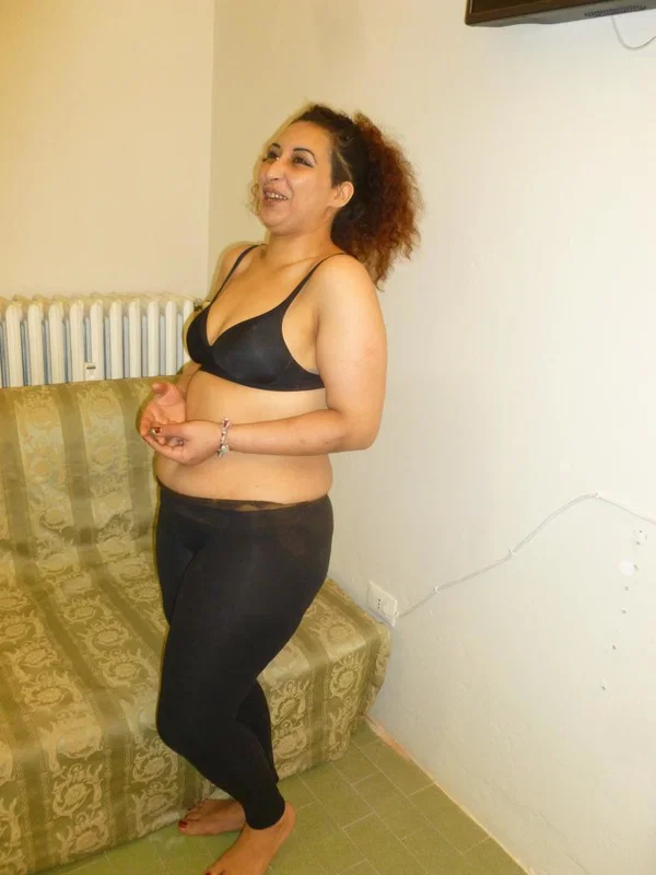 Sexy chubby European beauty gives a blowjob before he plows her  - Swingers, Amateur, European, Big Tits, Blowjob, Outdoor, Pussy, Spreading, Non Nude  - Photo 1
