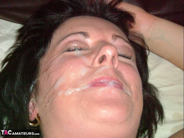 UK amateur Juicy Jo partakes in hardcore group sex with a girlfriend  - Cumshot, MILF, Facial, Cum In Mouth, British, Amateur, Blowjob, Stockings, Boots, Fingering  - Photo 10