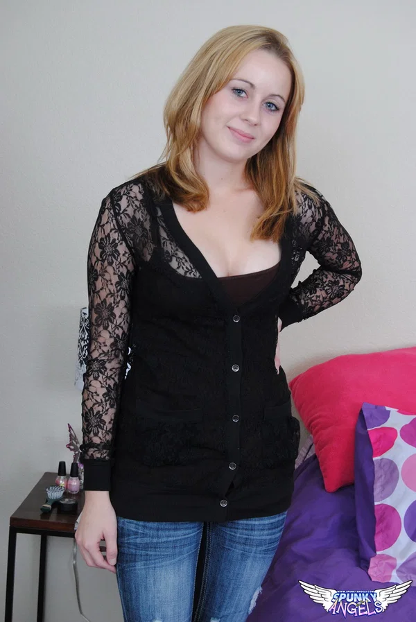 Pretty amateur blonde Mae Lynn strips her tight blue jeans off and poses  - Amateur, Non Nude, Teen, Jeans, Blonde, Panties, Babe, Ass, Tattoo, Lingerie  - Photo 1