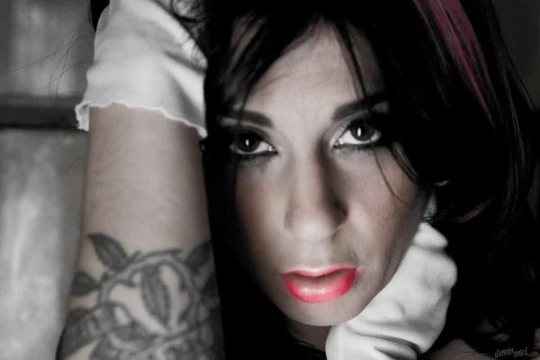 Erotic tattooed Joanna Angel in glove & white lace exposes her big breasts  - Arab, Fetish, Pretty, Non Nude  - Photo 4