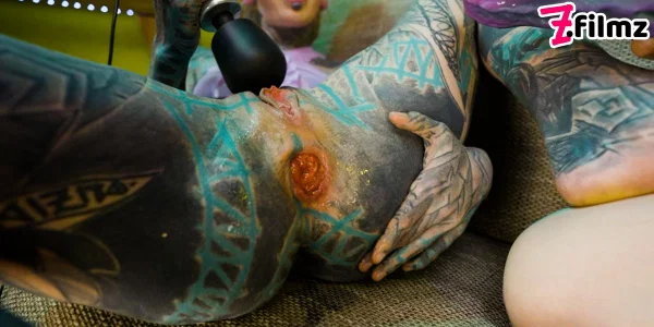 Tattooed lesbians Anuskatzz and Illuz insert big toys while having sex  - Anal, Fetish, BDSM, Tattoo, Piercing, Dildo, Lesbian, Bondage, Close Up, European  - Photo 11