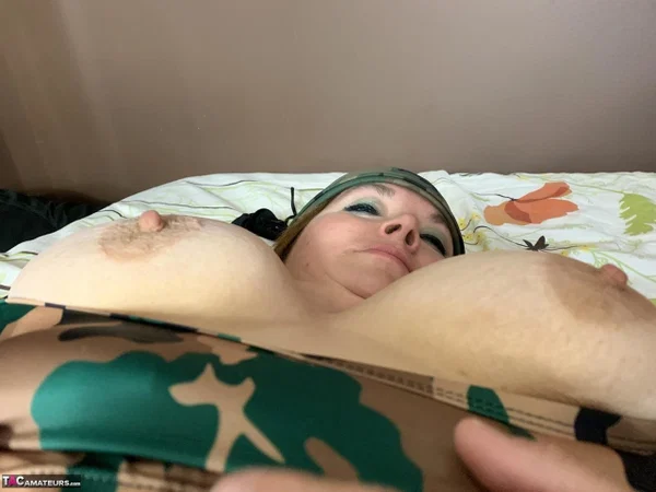 Overweight amateur dildos her asshole during solo action on her bed  - Chubby, BBW, MILF, Anal, Curvy, Thick, Ass, Amateur, Big Tits, Close Up  - Photo 12