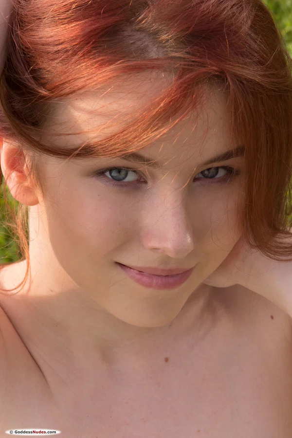 Beautiful redhead flaunts her naked body in a field of daisies  - Redhead, Face, Glamour, Outdoor, Pussy, Big Tits, Spreading, Close Up, Ass, Shaved  - Photo 15
