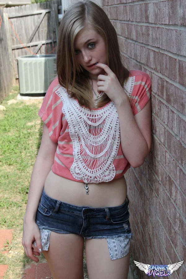 Amateur hottie Mandy Roe gets naked and shows her cute little ass and tits  - Teen, Outdoor, Amateur, Panties, Clothed, Blonde, Piercing, Shorts, Babe, Undressing  - Photo 1