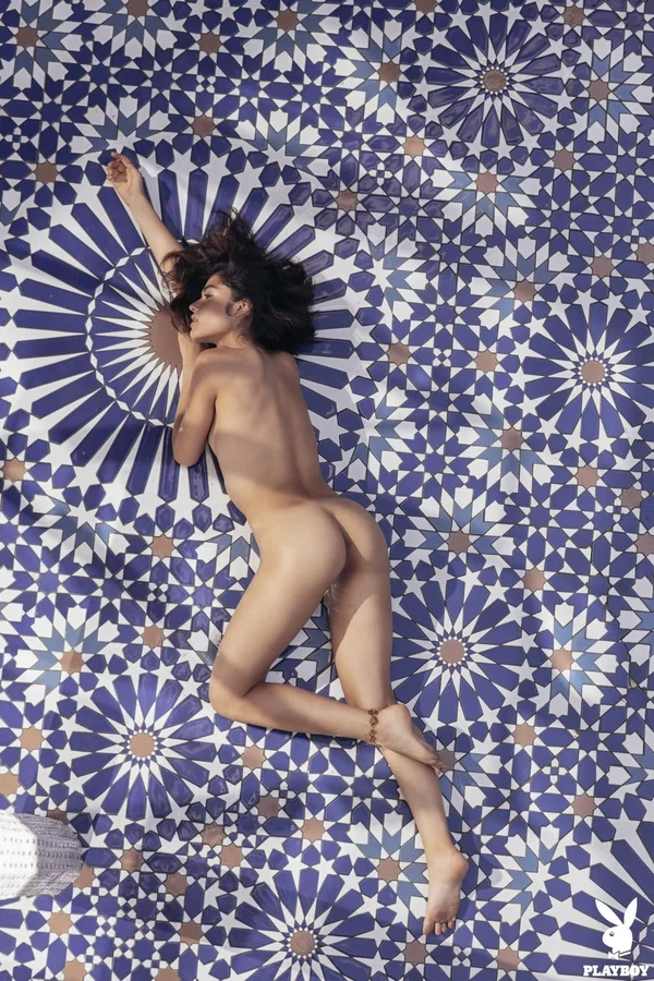 Brunette Mexican model Lorena Medina shows her natural knockers  - Beautiful, Centerfold, Latina, Babe, Feet, Solo, Model, Outdoor, Glamour, Brunette  - Photo 11