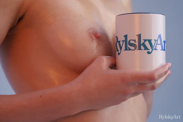 Beautiful teen Lana Broks displays her oil slicked body in the buff  - Oiled, Pussy, Tiny Tits, Teen, Model, Cute, Glamour, Ass, Close Up, PAWG  - Photo 16