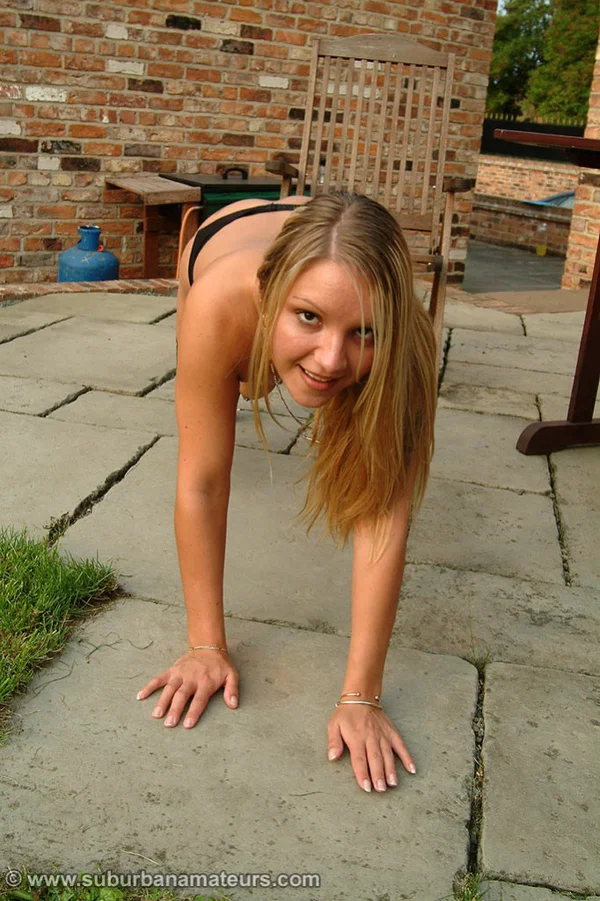 Amateur Esther spreads her vagina outdoors wearing a garter belt & stockings  - Outdoor, Stockings, Beautiful, Ass, Babe, Amateur, Blonde, Solo, Pussy, Tiny Tits  - Photo 21
