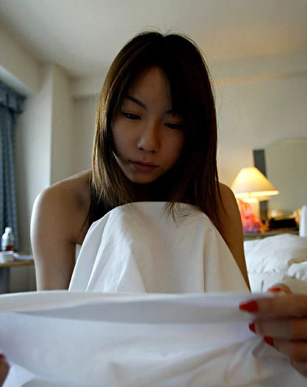 Japanese girl Kurumi Morishita displays her firm tits while getting changed  - Japanese, Mature, Asian, Teen, MILF, Face, Upskirt, Panties, Clothed, Skirt  - Photo 6