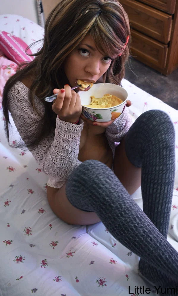 Black babe in gray socks Little Yumi flaunts her tits while eating on a bed  - Ebony, Amateur, Teen, Socks, Babe, Cute, Sexy, Beautiful, Non Nude, Petite  - Photo 8