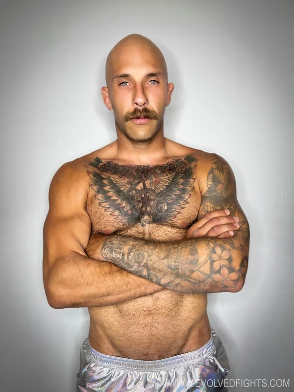 Tattooed babe Rocky Emerson gets a dicking after wrestling with a man  - Photo 1