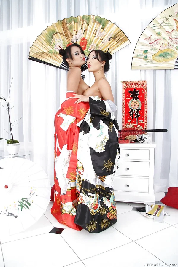 Sexy asian MILFs Annie Cruz & Asa Akira posing with toys in their assholes  - Butt Plug, Anal, Dildo, Asian, MILF, Ass, High Heels, Sexy, Tiny Tits, PAWG  - Photo 5