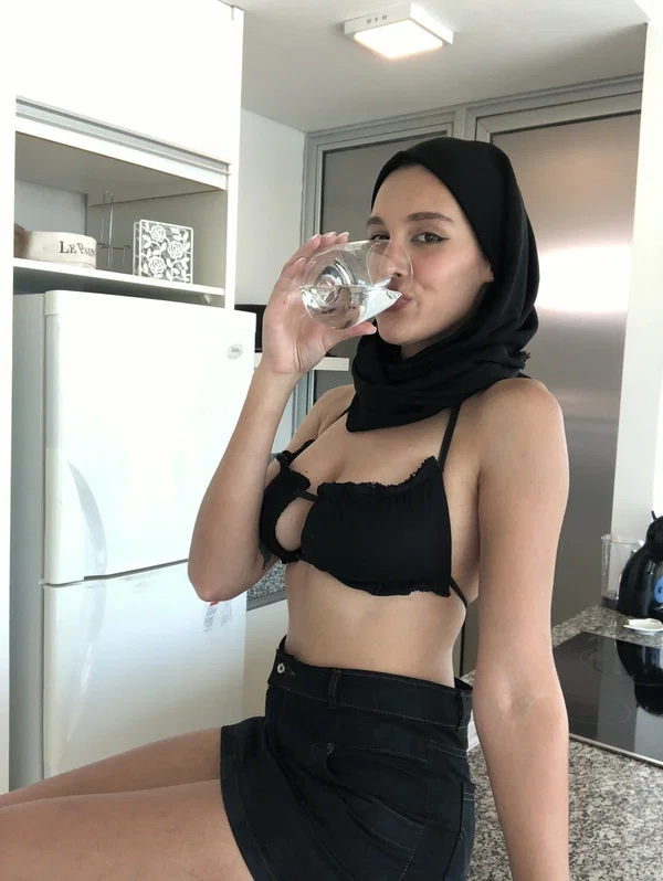 OnlyFans Clara Blanc featuring Clara Blanc Porn Images  - Cute, Amateur, Teen, Skirt, Non Nude, Brunette, Lingerie, Model, Glamour, Skinny  - Photo 20