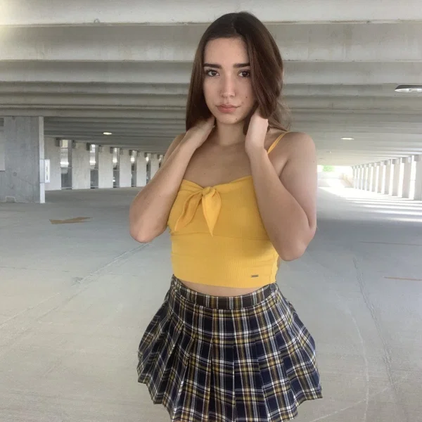 Naughty amateur babe Samly Puff lifts her skirt up and shows her big ass  - Skirt, Cosplay, Sexy, Ass, Amateur, Non Nude, Outdoor, Upskirt, Skinny, Beautiful  - Photo 10