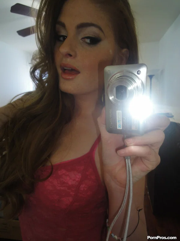 American redhead girl Faye Regan takes XXX selfies and gets nailed hard  - Teen, Redhead, Cute, Handjob, Blowjob, Non Nude  - Photo 1