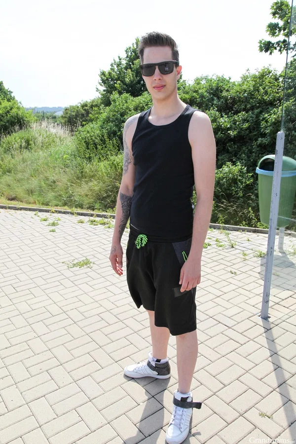 Horny big boobed BBW Ashley blows off a tattooed teenage boy in public  - Granny, Old Young, Mature, BBW, Chubby, Outdoor, Curvy, Thick, Brunette, Pussy  - Photo 1