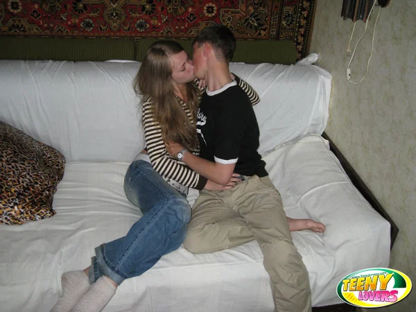 Blonde Russian teen with a big ass Yulia Blondy enjoys hardcore sex  - Amateur, Hardcore, Teen, Kissing, Pussy, Skinny, Big Cock, Socks, Cowgirl, Feet  - Photo 2