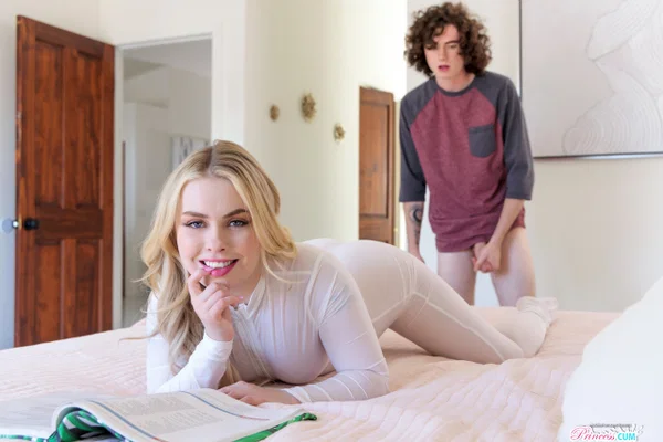 Pretty blonde Haley Spades gets boned and jizzed by her stepbrother  - Anal, Party, Creampie, Family, Spreading, Teen, Step Sister, Step Brother, Clothed, Blonde  - Photo 6