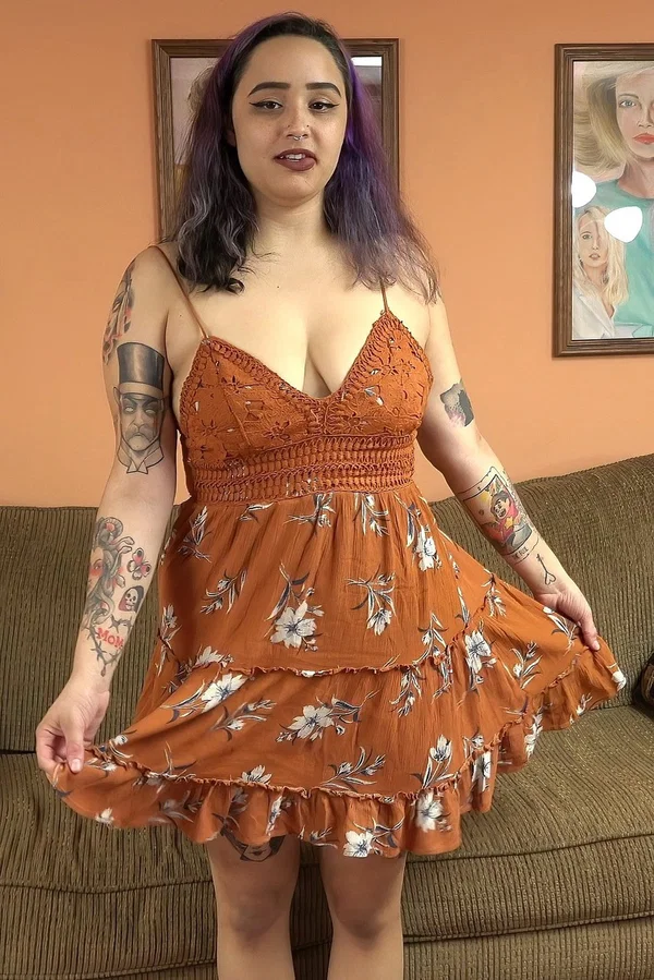 Sexy amateur Indigo Dances shows her chubby naked body & gives a POV blowjob  - Chubby, Curvy, Thick, BBW, POV, Amateur, Sexy, Blowjob, PAWG, Big Tits  - Photo 2