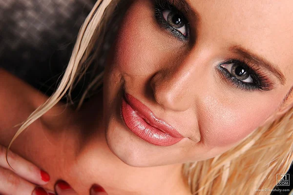 Perfect blonde pornstar Spencer Scott delivers delicate pussy show  - Shower, Babe, Pornstar, Blonde, Big Tits, Legs, Ass, Face, Skirt, Masturbation  - Photo 3