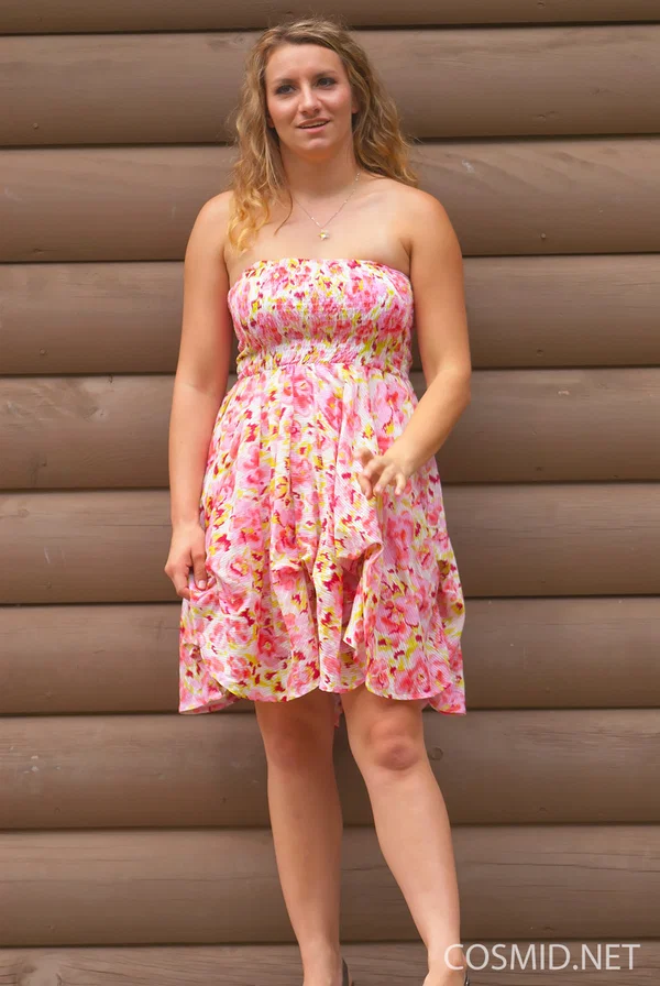 Chubby beauty Roxie lifts her summer dress to flash naked upskirt outdoors  - Clothed, Outdoor, Skirt, Nipples, Upskirt, Big Tits, Beautiful, Ass, Babe, Solo  - Photo 14