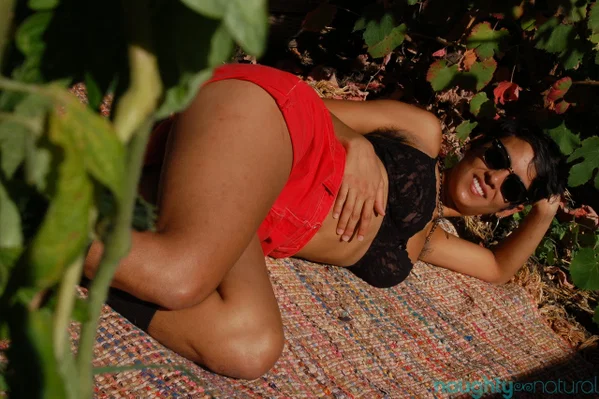American Sonya undresses in the garden & flaunts her big tits and fuzzy twat  - Short Hair, Hairy, MILF, Amateur, Beautiful, Big Tits, Outdoor, Sexy, Tall, Spreading  - Photo 1