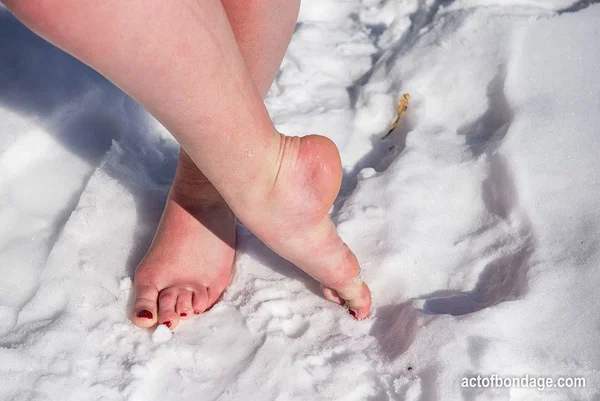 Brunette BBW rids ball gag and ropes while posing nude and barefoot in snow  - Chubby, BBW, Curvy, BDSM, Thick, Bondage, Saggy Tits, Outdoor, Feet, Close Up  - Photo 8