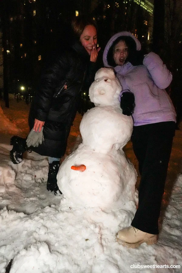 Teen girls make a snowman out in the yard before having lesbian sex  - Wife, Teen, Pretty, Lesbian, Cute, Blonde, European, Babe, Beautiful, Solo  - Photo 1