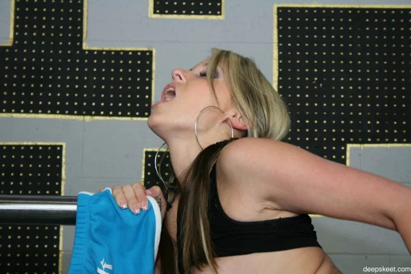 Kinky blonde pornstar reveals her big ass and tits and gets blacked hardcore  - Sports, Interracial, Big Cock, Ass, Fake Tits, Piercing, Hardcore, Pussy, Cumshot, Big Tits  - Photo 12