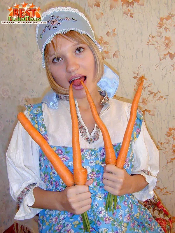 Blonde Russian teen sticks carrots in her asshole with a cuke in her pussy  - Cosplay, Pussy, Masturbation, Hairy, Teen, Dildo, European, Amateur, Spreading, Babe  - Photo 10