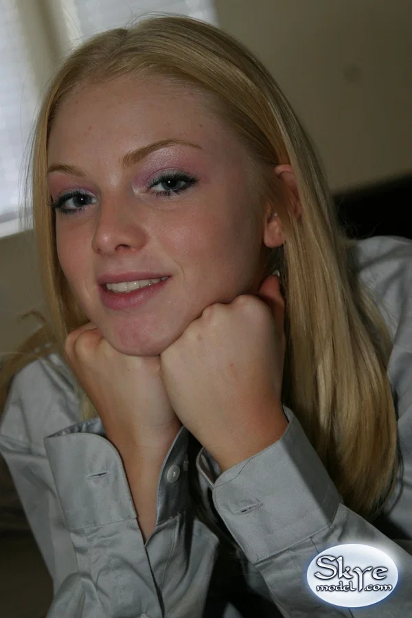 Flighty blonde Skye shows her super sexy legs in a dress shirt  - Non Nude, Amateur, Teen, Blonde, Babe, Face, Ass, Close Up, Beautiful, Solo  - Photo 8